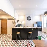 Kasa - Tres Spacieux, Equipe Et Confortable - Proche Centre